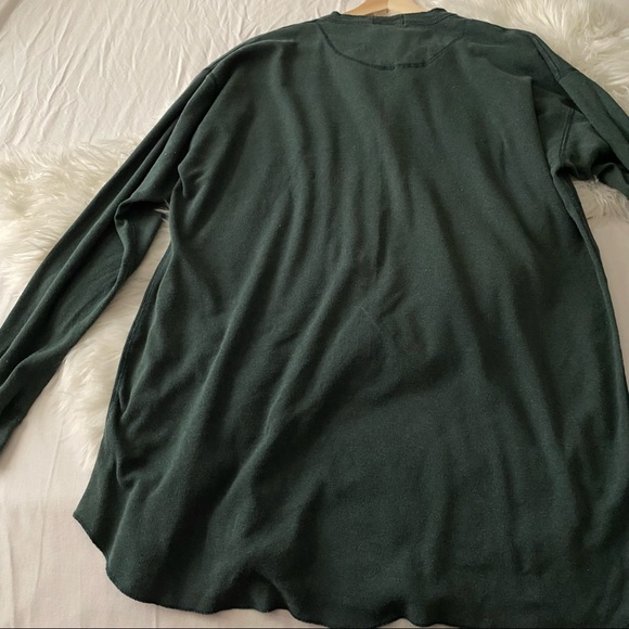 St. John’s Bay • Green Henley - Picture 7 of 8